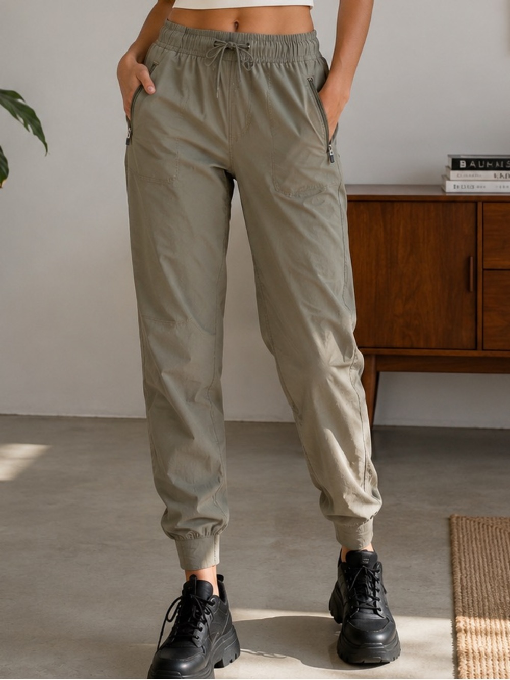 Eddie Bauer Olive Green Drawstring Jogger Pants size 4